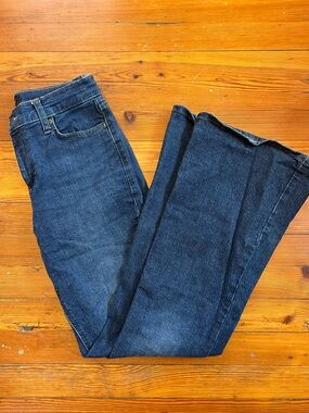 Lee Women's Size 6 Dark Blue High-Rise Flare Jeans